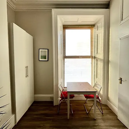 In Rathmines, 10min Walk To Centre *