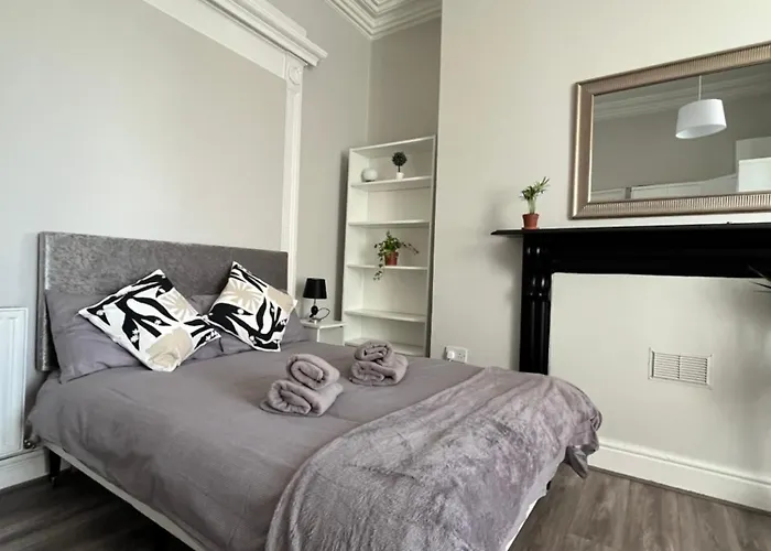 In Rathmines, 10min Walk To Centre Апартаменты